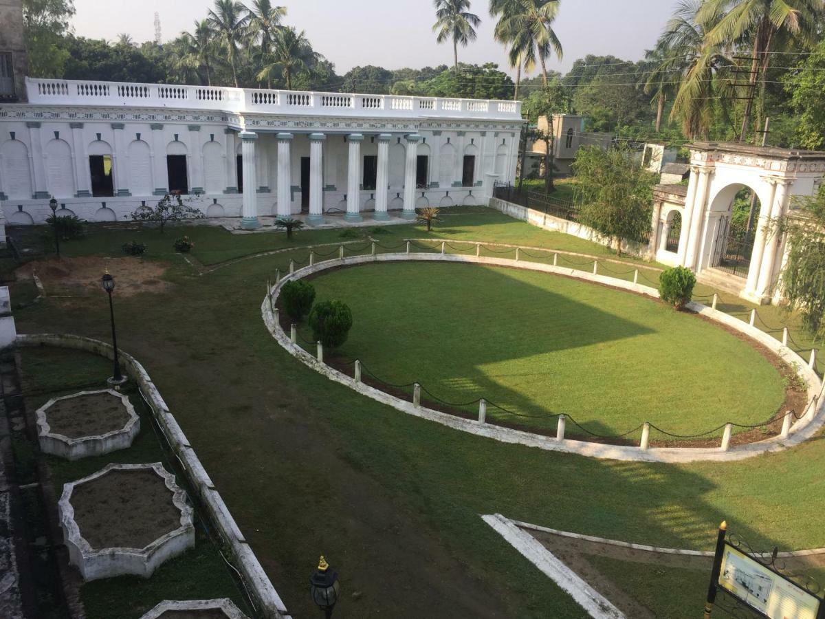 Cossimbazar Palace Of The Roys Hotel Exterior photo