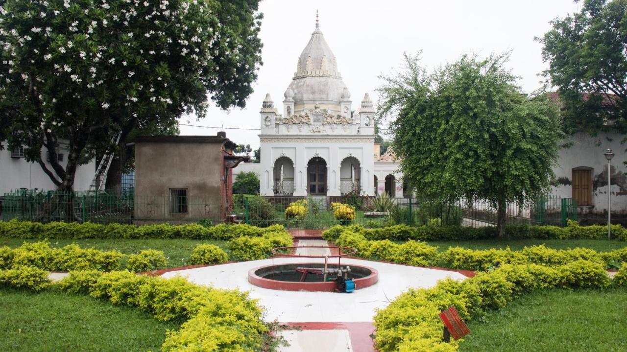 Cossimbazar Palace Of The Roys Hotel Exterior photo